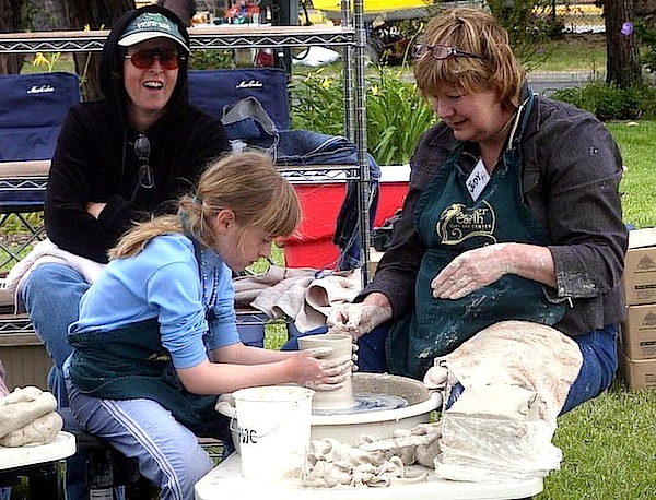 [Maker Faire: Basic Pottery]