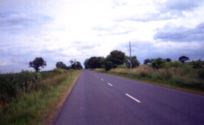 [Straight flat road]